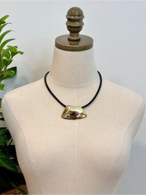 Rad Black Leather & Chunky Hammered Gold Chico’s Necklace
